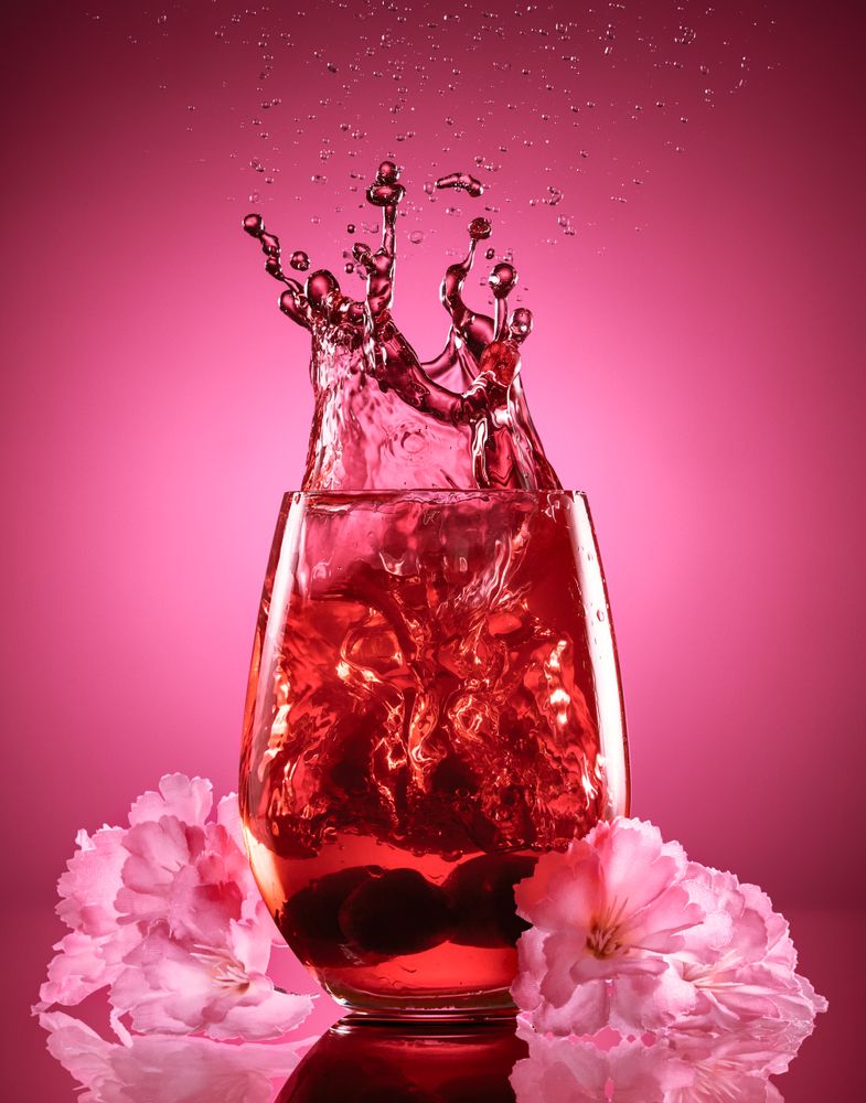 Swim into tmy drink Swim into tmy drink